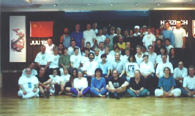 Yang-Jun-Seminar in Hamburg 1994 mit Großvater Yang Zhenduo